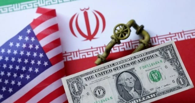 Giá vàng giảm tuần thứ hai liên tiếp dù USD tăng mạnh