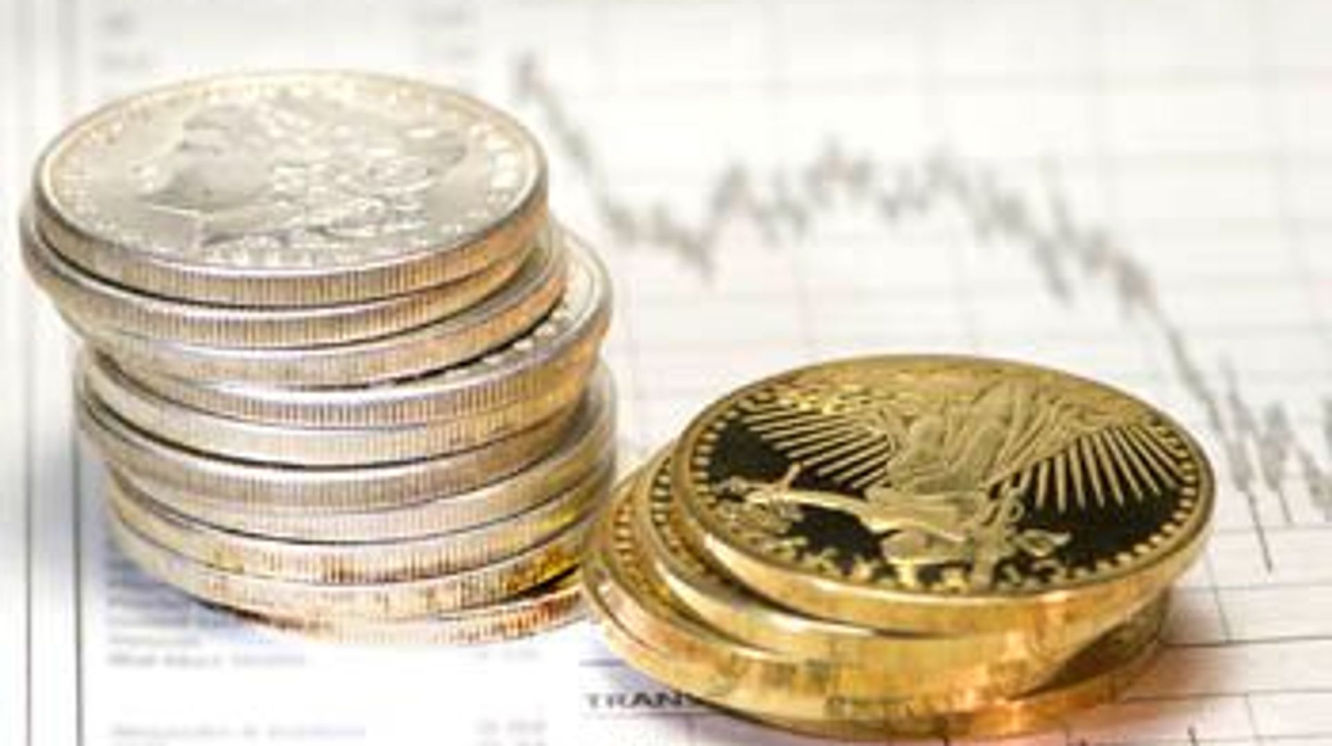 Giá vàng và bạc duy trì ổn định quanh mức hỗ trợ quan trọng giữa căng thẳng địa chính trị