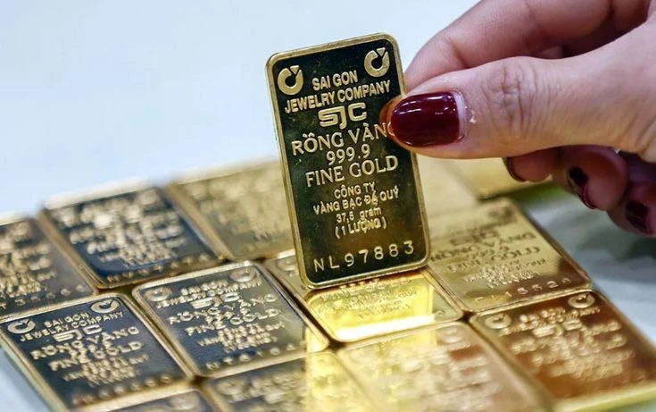 Giá vàng hôm nay 11/5 giảm mạnh, bạc trong nước giữ ổn định