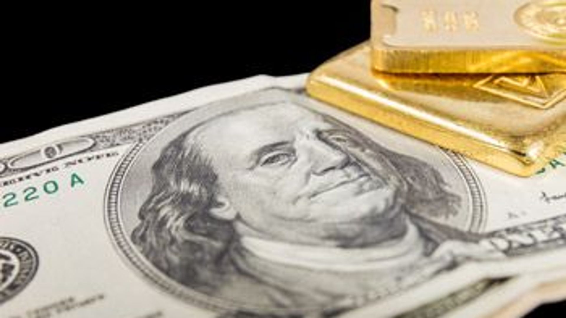 Giá vàng thế giới giảm mạnh do căng thẳng Mỹ-Iran và giá dầu tăng